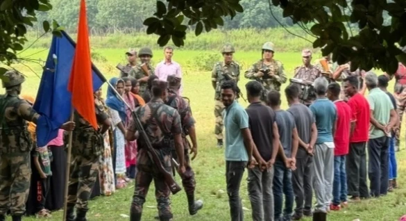 কুমিল্লায় সীমান্তে ১৯ জন বাংলাদেশিকে বিজিবির কাছে হস্তান্তর